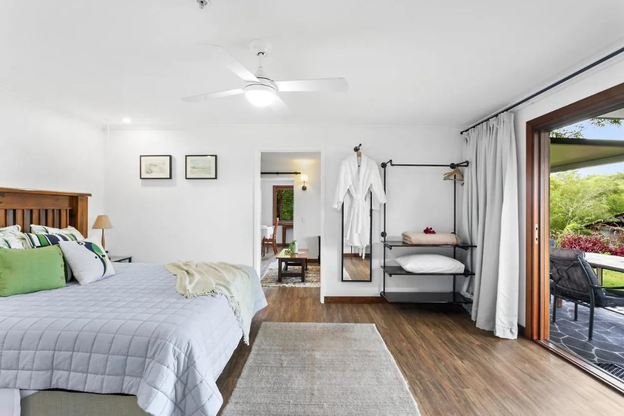 The Lodge Mapleton Falls Sunshine Coast